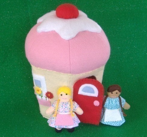 Cupcake Cottage and Little Girl Dolls PDF Pattern