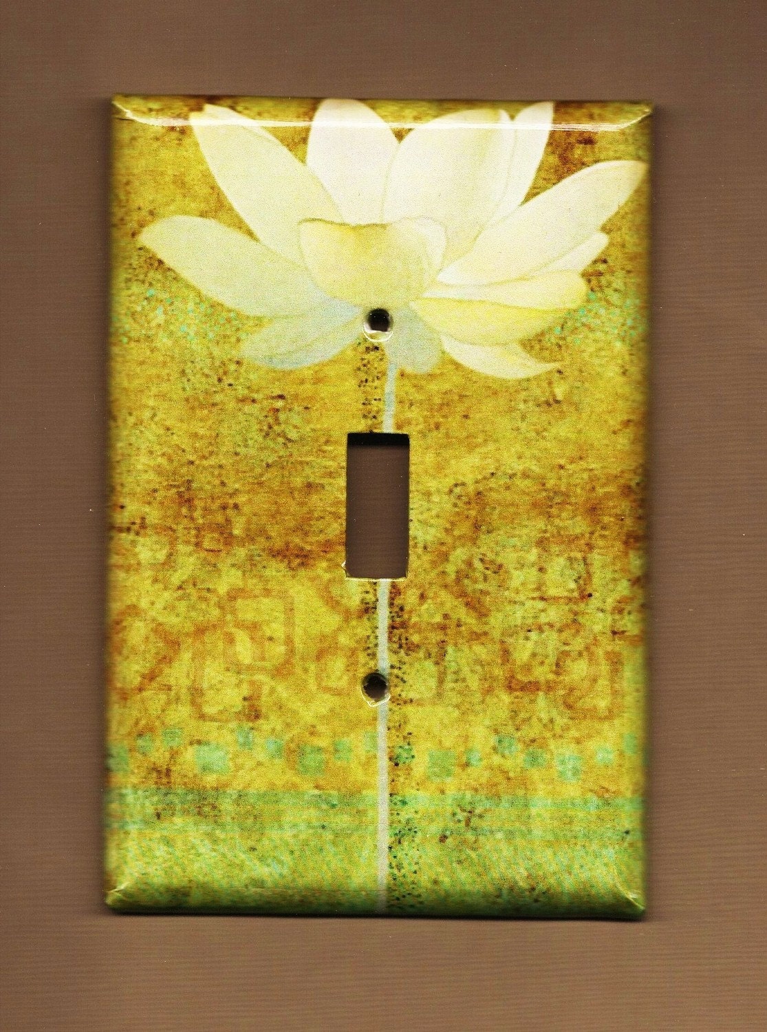 Lotus Switchplate cover