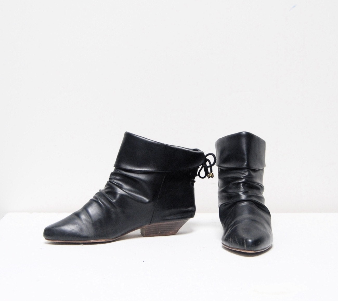 vintage 80s SLOUCHY black leather pull on ankle booties with LACE UP back ladies 7