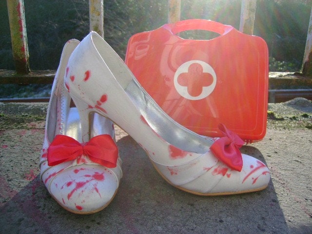 my BLOODY VALENTINE white and red blood splattered zombie bride SHOES eur 39 uk 6