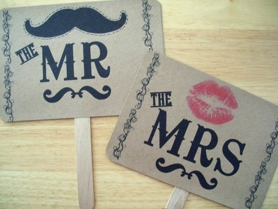 The ORIGINAL-The Mr/The Mrs- Mustache/ Lips- Thank You Double Sided Wedding Photo Props Signs on Kraft Paper- Set of 2