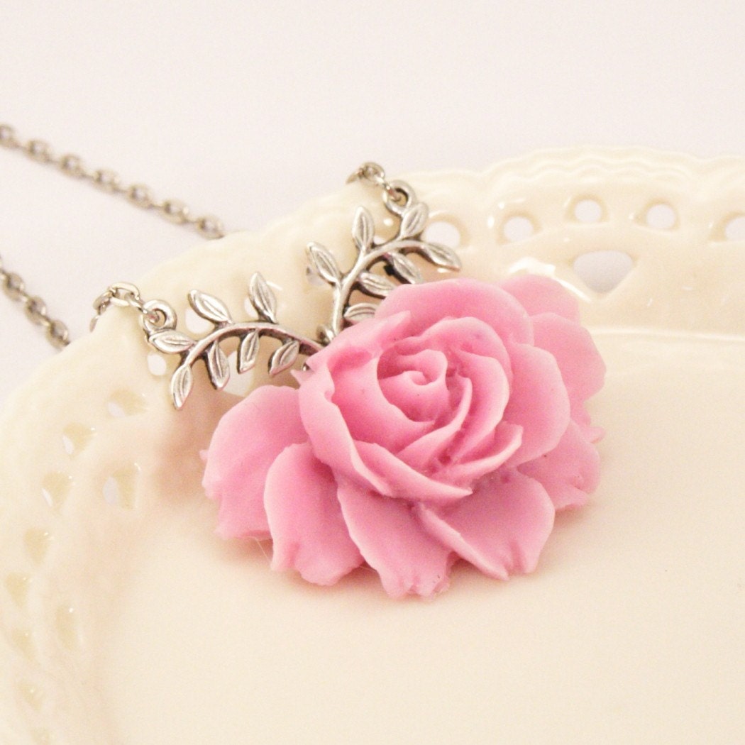 Missy Pale Lavender Rose Necklace