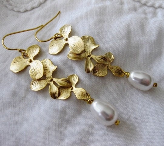 Callie - Falling Gold Orchids and White Pearls Earrings