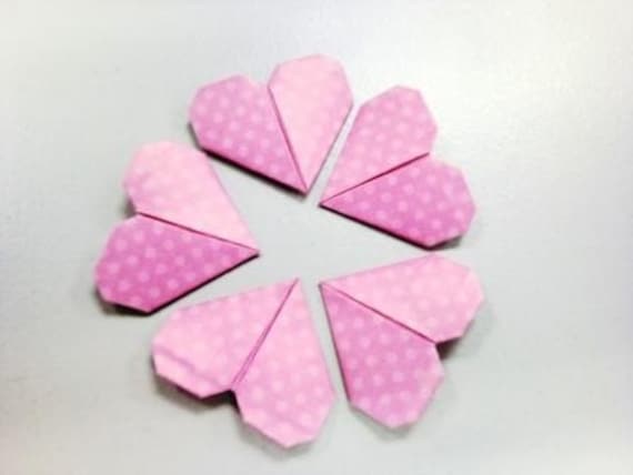 I Heart to U - 12pcs Poka-dot Pink origami Hearts to express your true love (Choose your own colour)