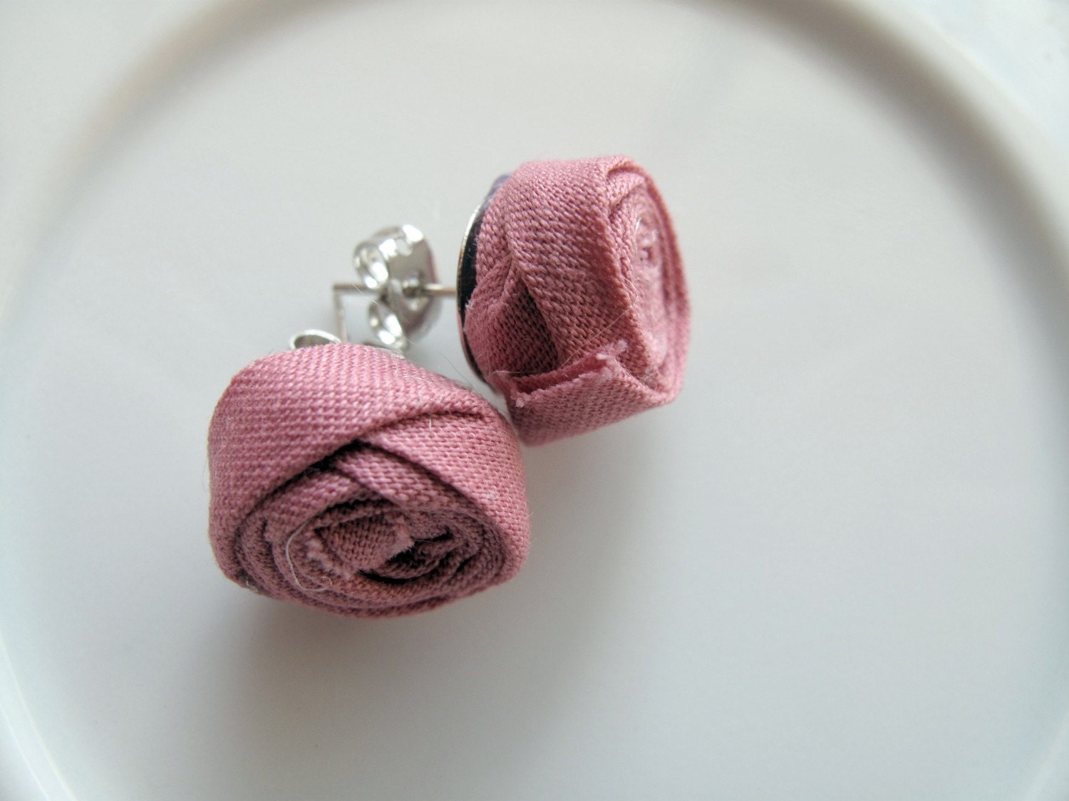 Bias Tape Rosette Earrings- Rose
