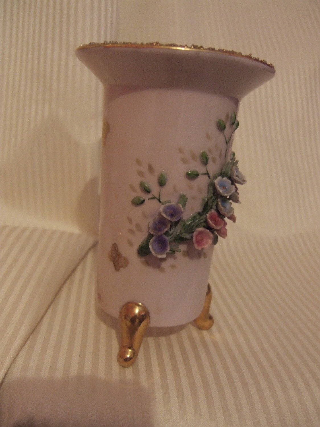 Lefton China Hand Painted. LEFTON China HAND PAINTED Vase