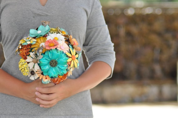 CUSTOM MADE Vintage Brooch Wedding Bouquet - to fit your color, style & budget