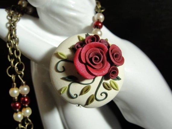 Romantic English Rose Necklace