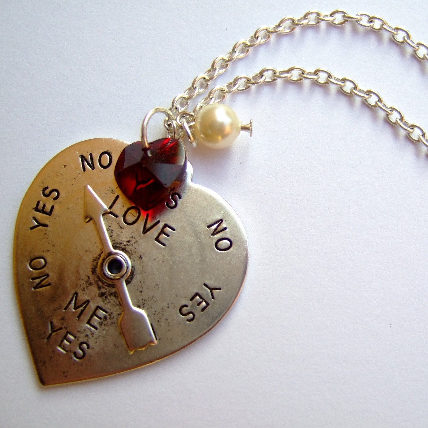 Heart spinner necklace with swarovski crystal and pearl - "He loves me, he loves me not"