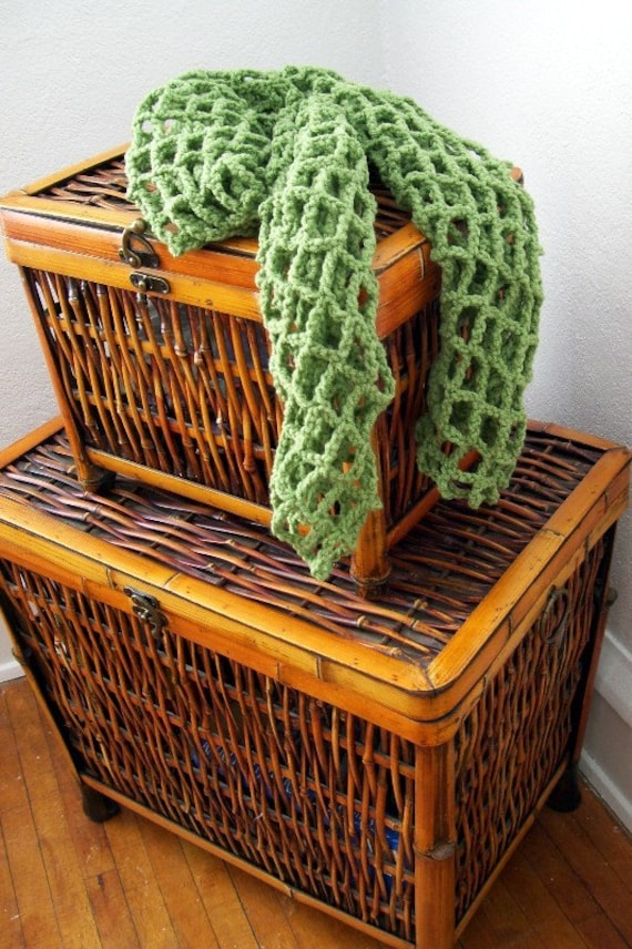 Crocheted Spring Scarf - Tea Leaf