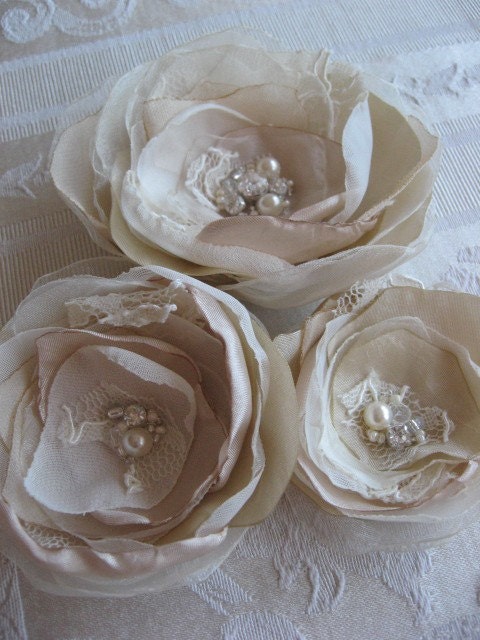 Brooch or hair pin set of 3, Ivory, creamy , sand,lace, rhinestone, pearls Rose Flower