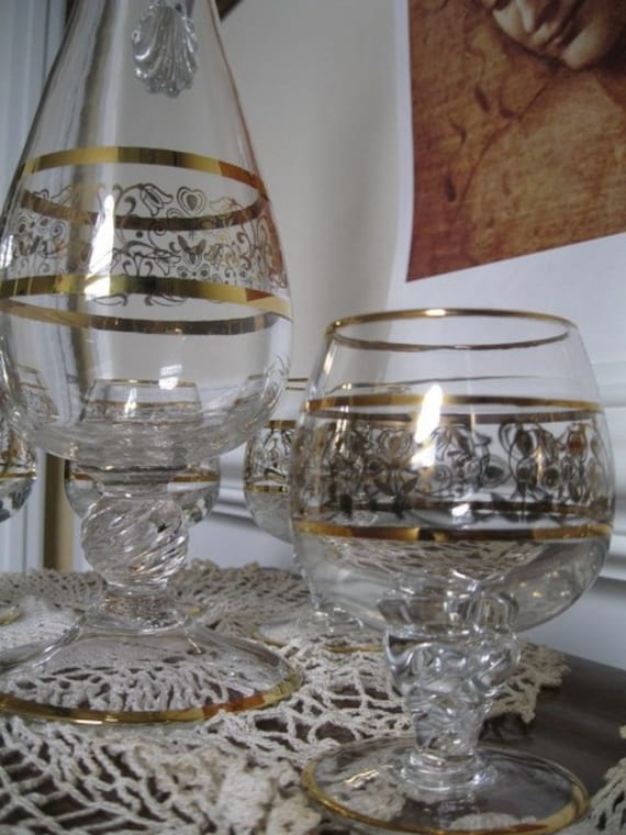 Art Glass Cruet Decanter rich gold trim, 6 footed Brandy Snifters