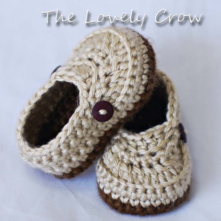 PDF Crochet Pattern for Little Mister Loafers  -  4 sizes - Newborn to 12 months.