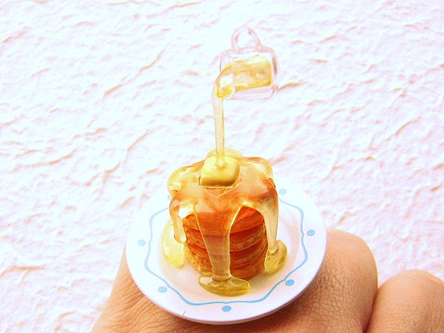 Kawaii Cute Japanese Floating Ring Pancakes With Syrup