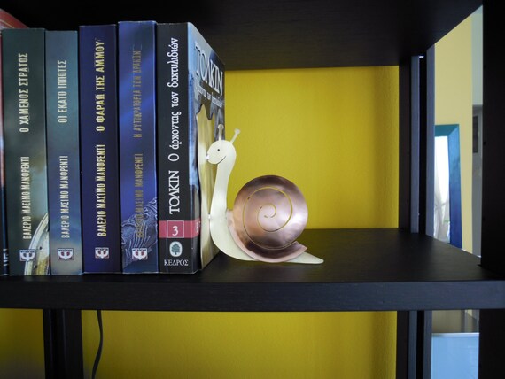 1 Snail Bookend