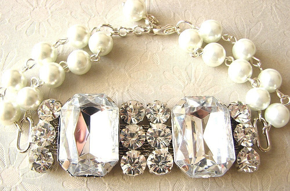 Rhinestone Bracelet Pearl White Crystal