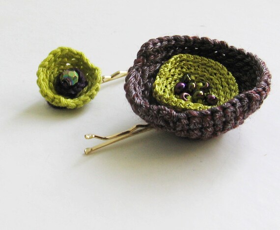 2  crochet flower Bobby pins Nr. 8