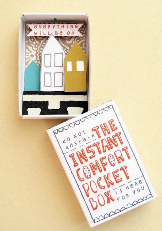 The Instant Comfort Pocket Box - Three houses