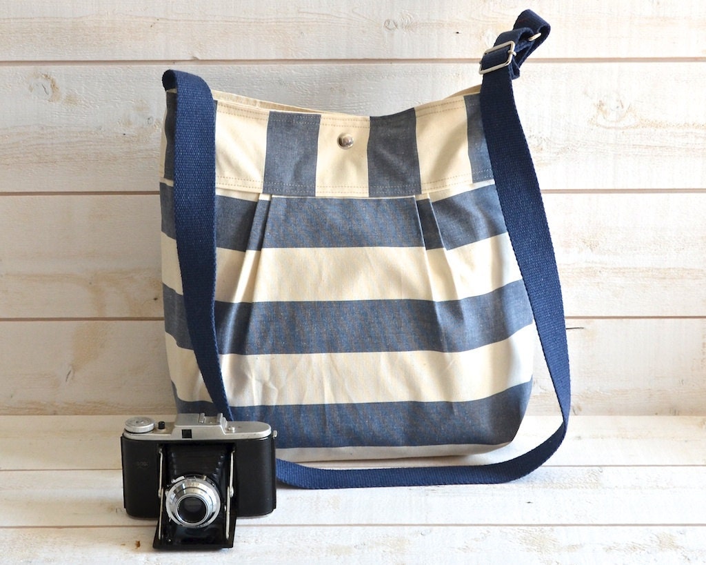 NEW 2012 -Stripes CANVAS  Diaper bag - Shoulder Bag - Everyday Purse - Messenger -Water Proof -STOCKHOLM  Navy and Ecru  Pleated/ 8 Pockets