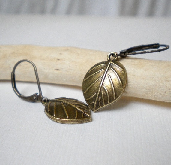 leaf-leaves-earrings-small-antique-brass