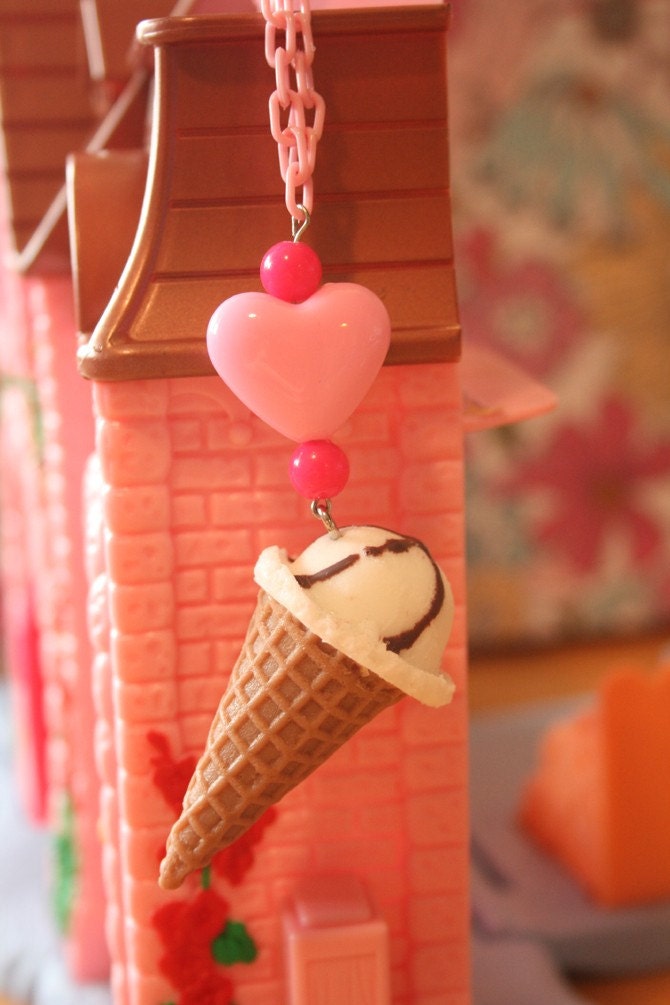 I love ice cream cone necklace