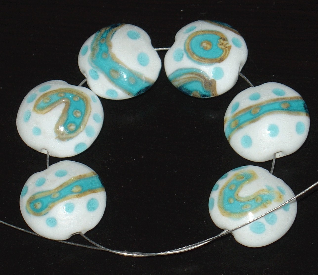 Lampwork puffed coin 18mm - Turquoise white - 6