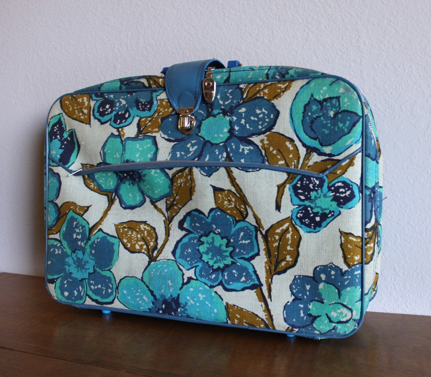 VINTAGE
                                    flower cloth SUIT CASE - Be Sure To Put Flowers In Your Hair