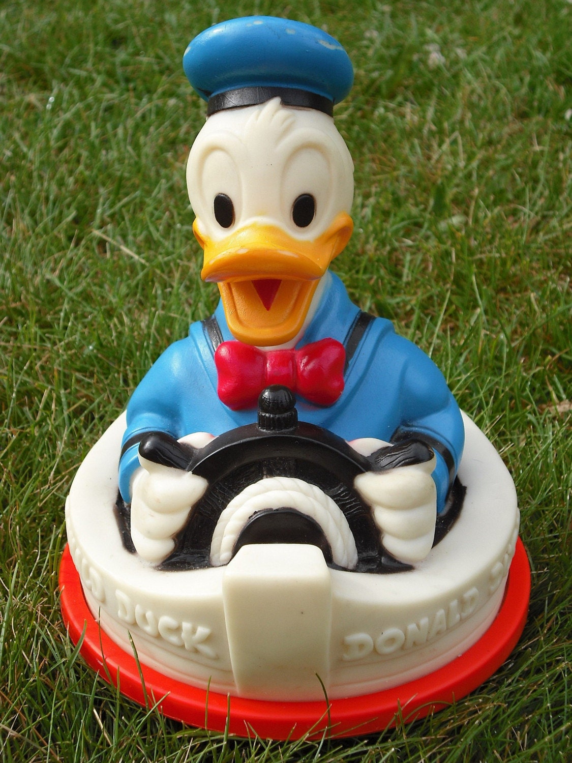 Vintage Donald Duck Wobbly Chime Toy