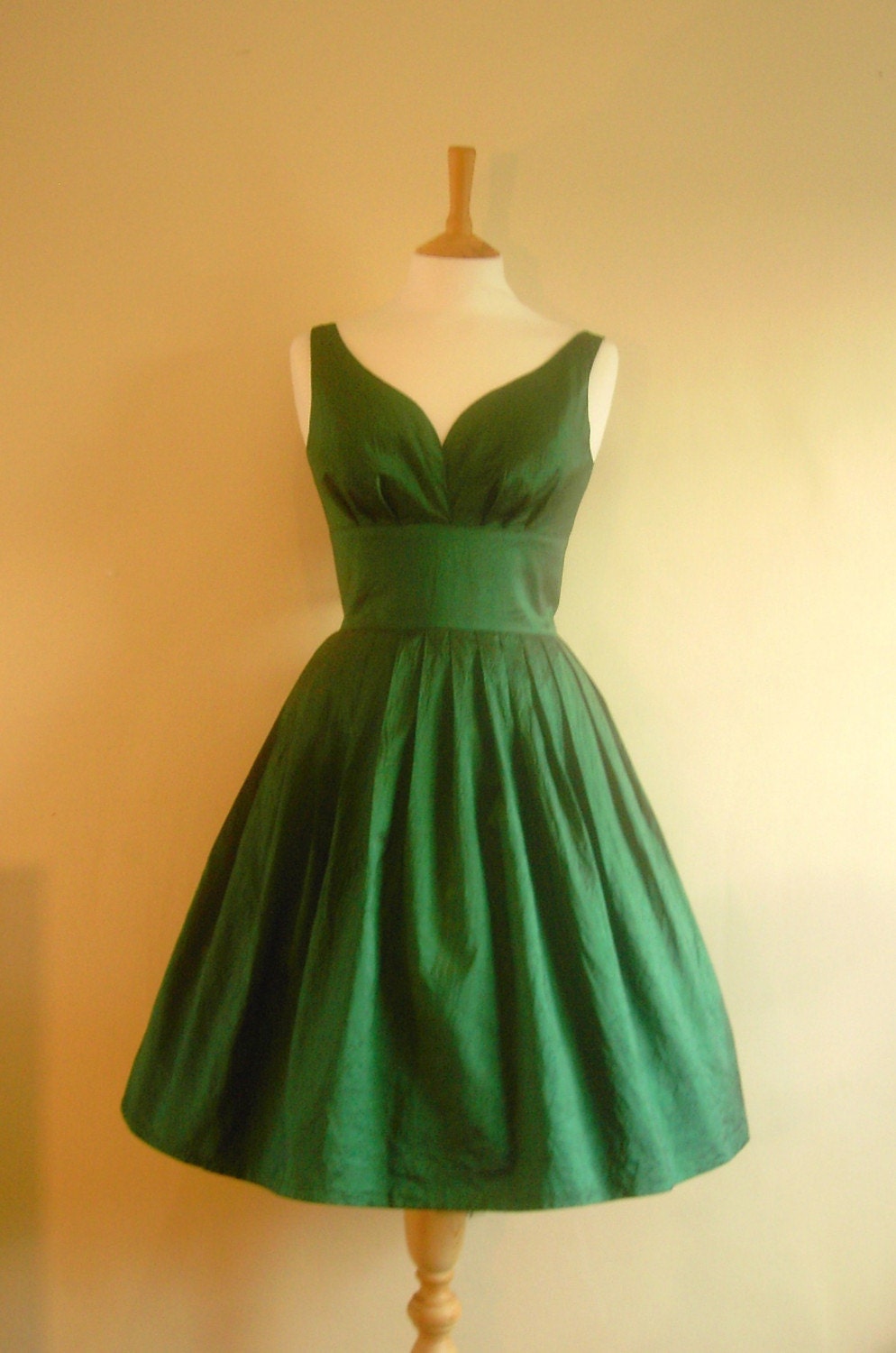 Emerald Green Taffeta Prom Dress - Made by Dig For Victory