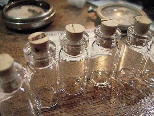 12 Miniature Glass Bottles with Corks Lot, Tiny, Small, Jars, Vials, Clear, 