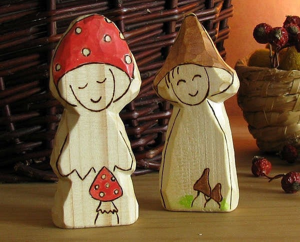 Waldorf natural toy wooden carved Toadstool