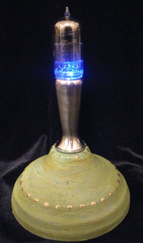 Steampunk UV lamp blacklight LED Airship light