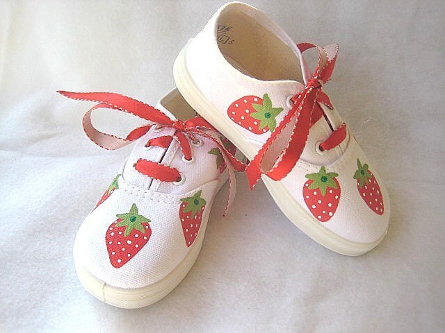canvas shoes for girls. Strawberry Canvas Shoes