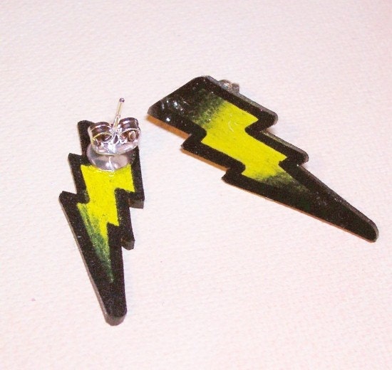 petite yellow lightning bolt stud