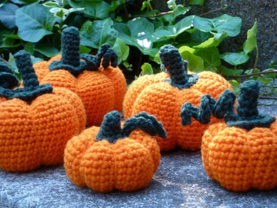Small Crocheted Pumpkin