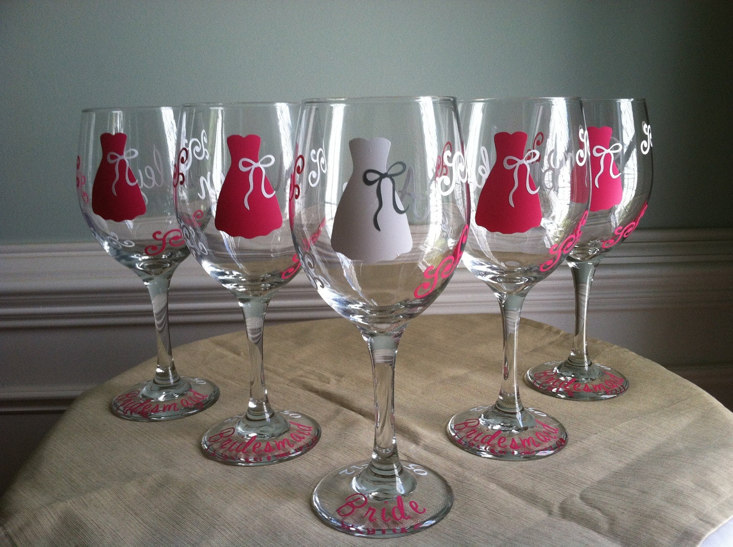 5 Personalized Bridesmaid Wine Glasses