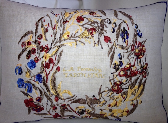 Artistic Embroidery Berry Ring, "Earth Stars" Cushion Throw - Vintage Linen