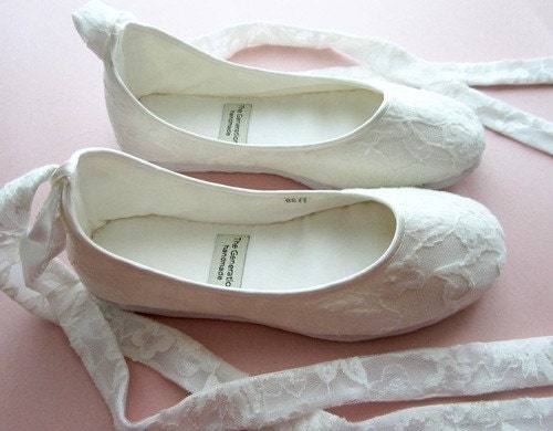 Eco-chic Handmade Vegan Bridal Ballet Flats with Lace - 902L