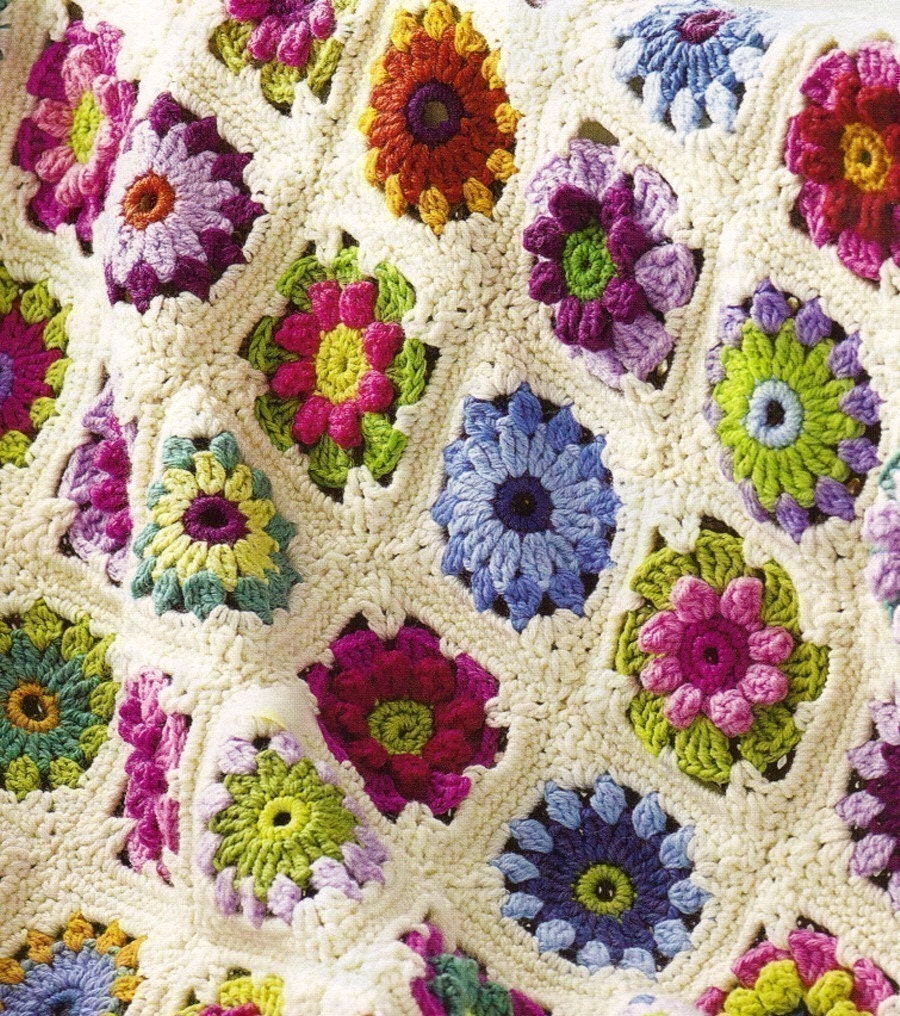 Download Giant Granny Square Free Crochet Pattern - Easy Crochet Patterns